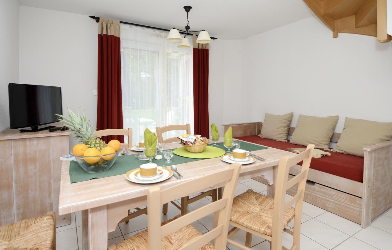 Residence Odalys Le Hameau Du Lac Rignac  المظهر الخارجي الصورة