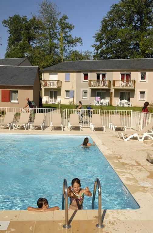 Residence Odalys Le Hameau Du Lac Rignac  المظهر الخارجي الصورة